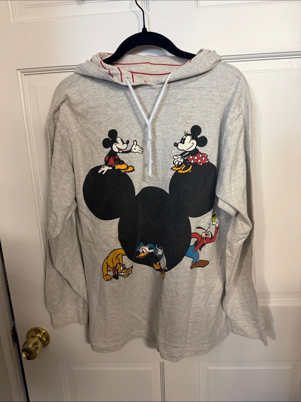 Vintage Disney Light Gray Crewneck Sweatshirt with Mickey & Classic Characters